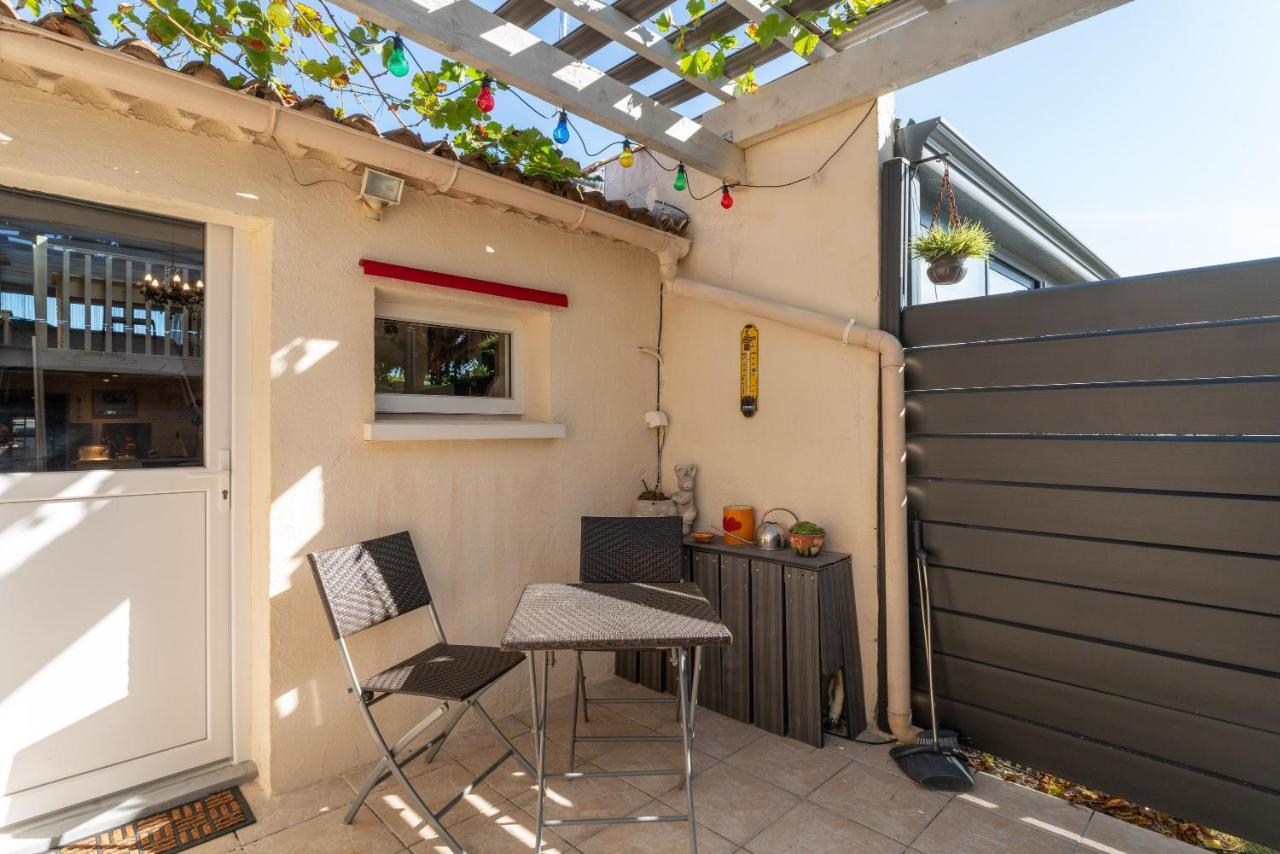 Appart Aux Portes De La Camargue Manduel Экстерьер фото
